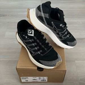 NWT Merrell Moab Flight Eco Dye Trail Shoes